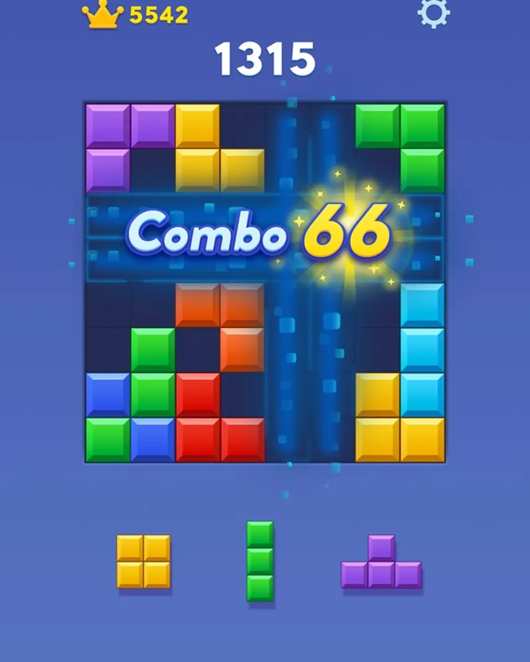 Schermata di gioco di Block Blast! con una combo da 66 punti su griglia blu, screenshot ufficiale del gioco